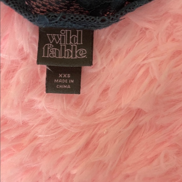 Wild Fable - Lace Tank Green - Picture 2 of 3